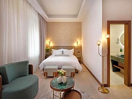 Deluxe Double or Twin Room with Balcony