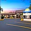 Days Inn by Wyndham St. Petersburg Central