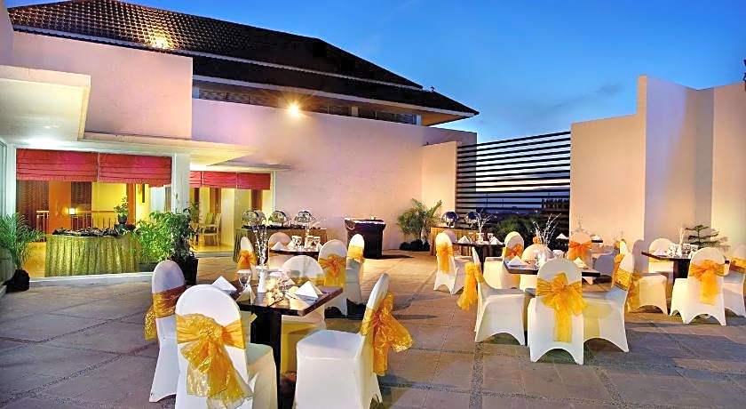 Aston Tanjung City Hotel