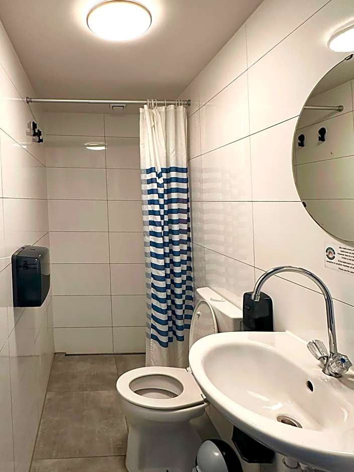 The Flying Pig Beach Hostel Age 18 to 40