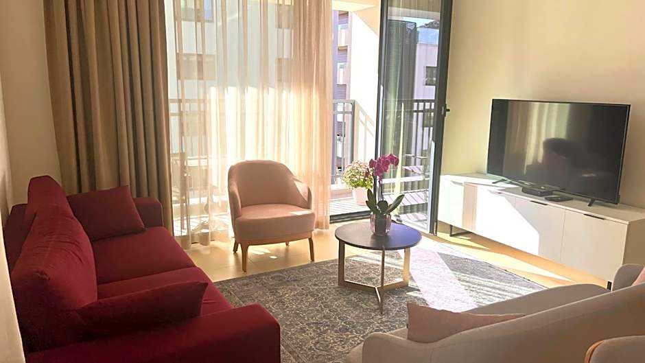 Sunraf Luxe Apartments