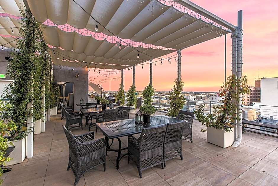 One Lux Stay HWH Downtown Los Angeles