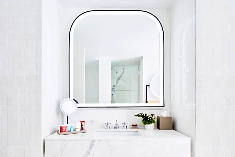 The London, a Luxury Collection Hotel, New York City