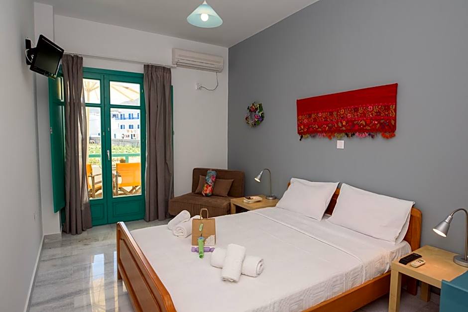 Porto Katapola Pension