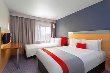 Standard Room with Free Hot Breakfast