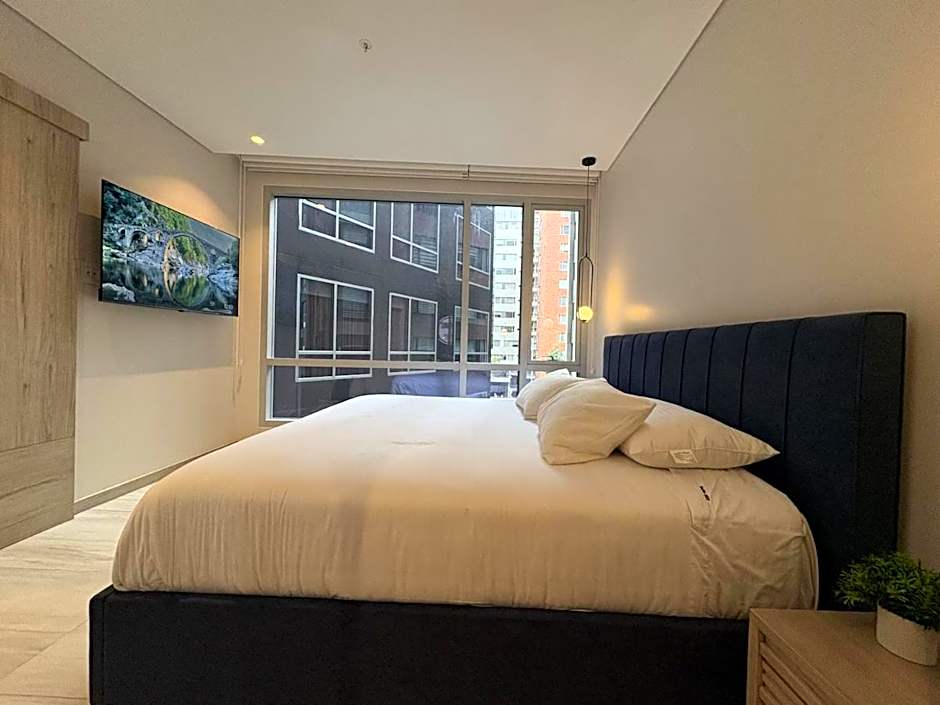 Le Parc Hotel, Beyond Stars