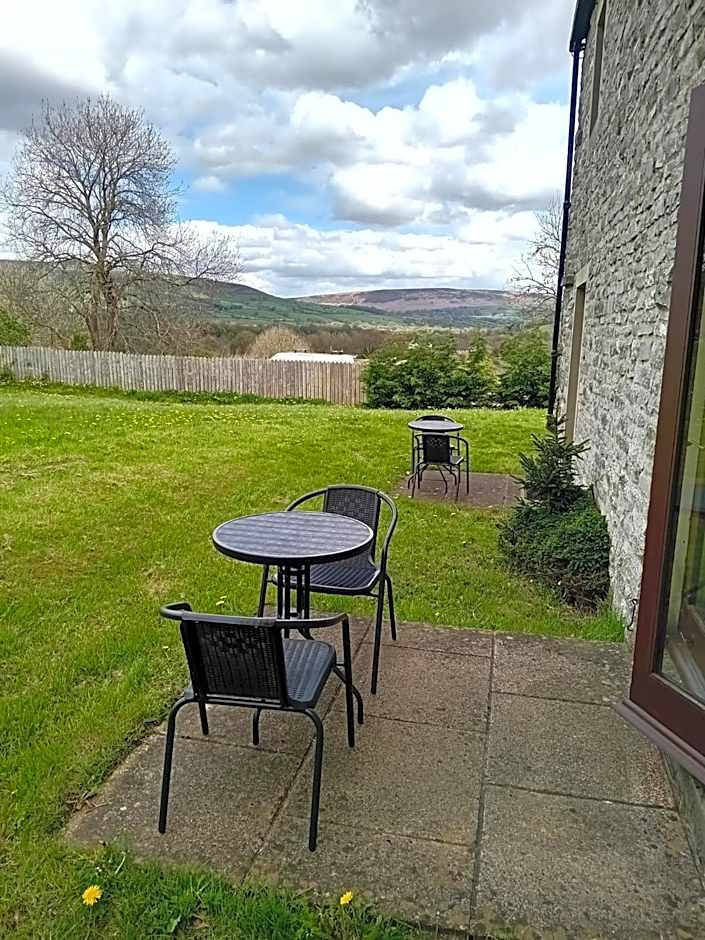 Ye Olde Bowling Green Inn