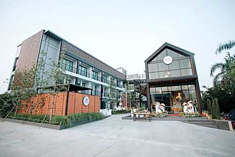 Phu sakon ville hotel