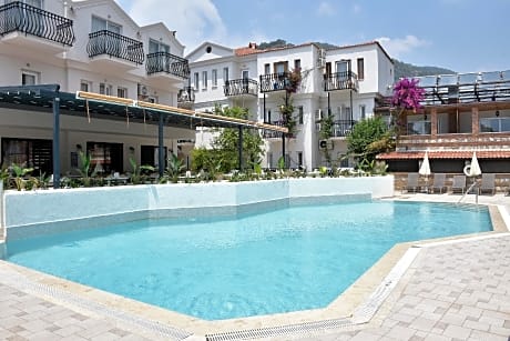 Magic Tulip Hotel