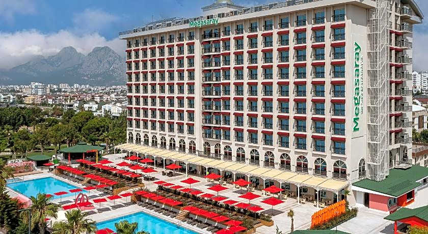 Megasaray WestBeach Antalya