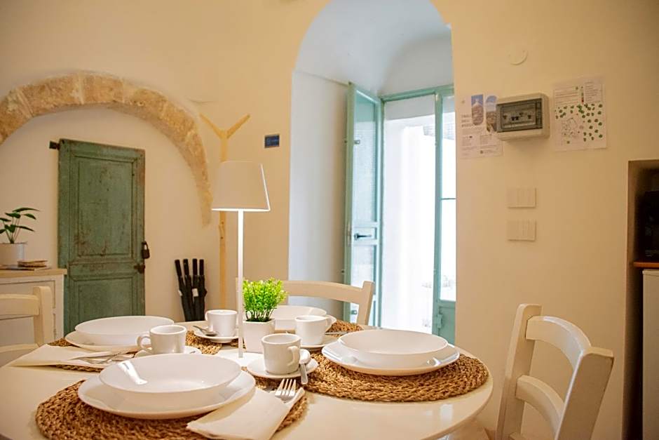 Ad un passo da Cisternino - Trulli con Foresta, Bici e BBQ