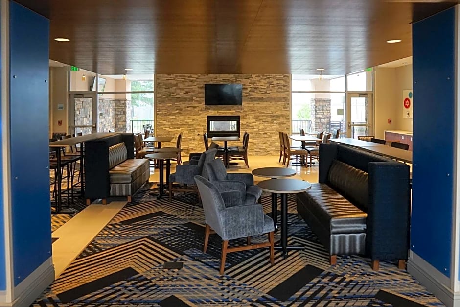 Holiday Inn Express And Suites Denver - Aurora Medical Campus By IHG