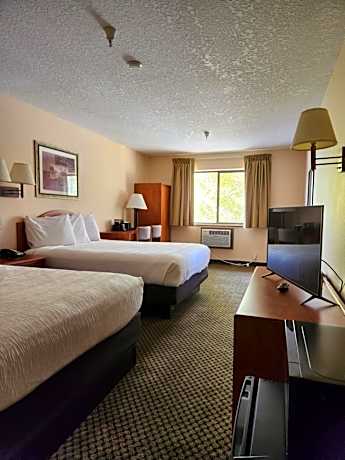 Standard Double Queen Room