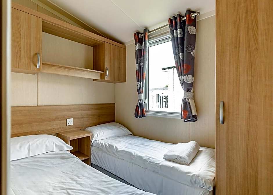 Meadow Lakes Holiday Park