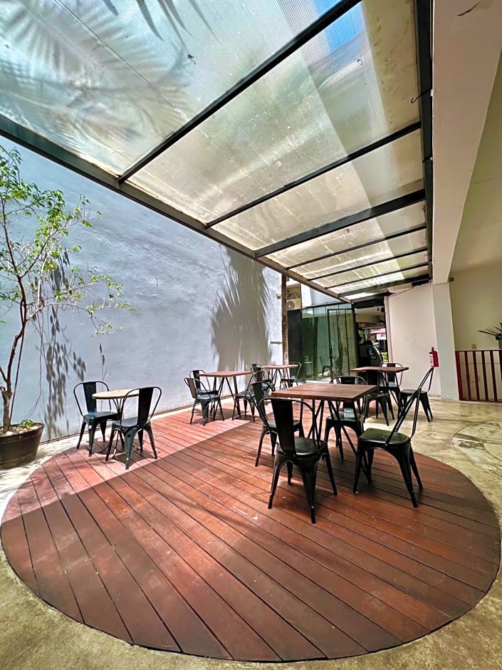 Aruma Hotel