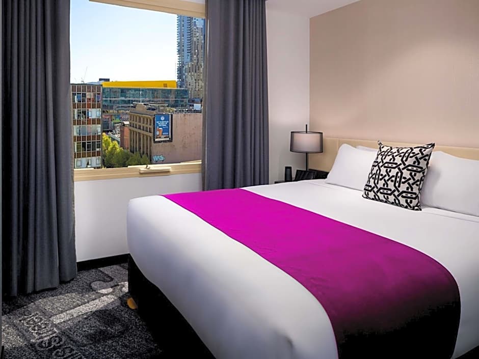 Pullman Melbourne City Centre