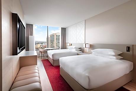Deluxe Twin Room with City View