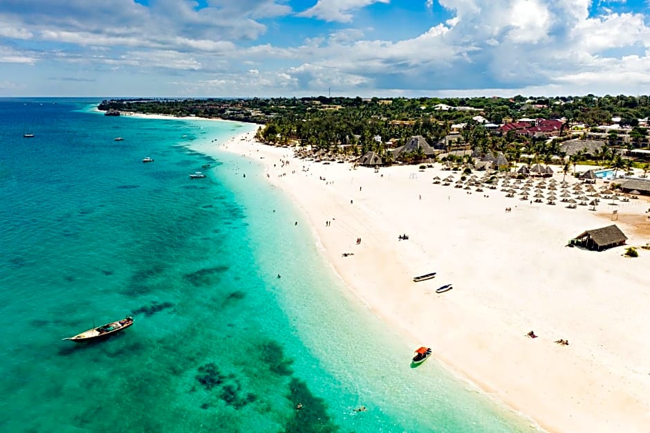 Gold Zanzibar Beach House & Spa