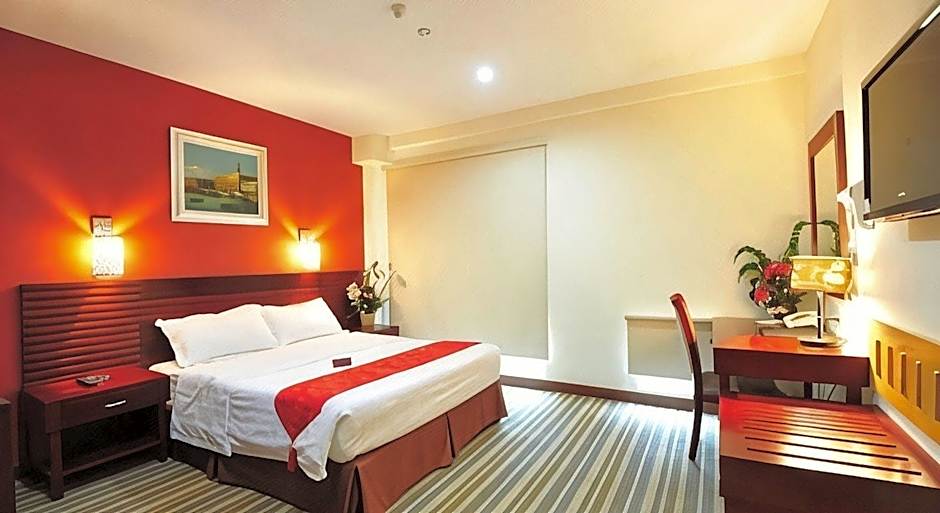 Hallmark Leisure Hotel