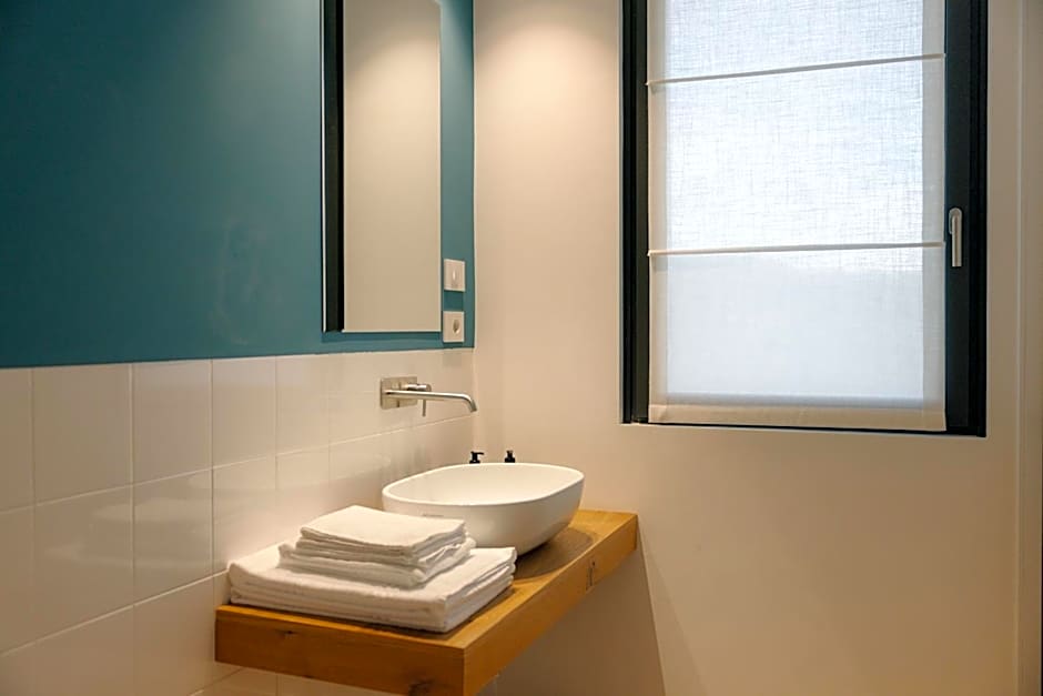 Stilla Rooms & Contemporary Cuisine