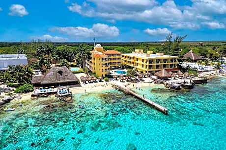 Playa Azul Golf & Beach Resort