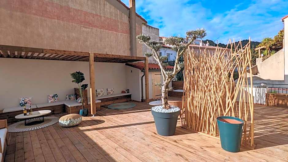 Intense Boutik-Hôtel