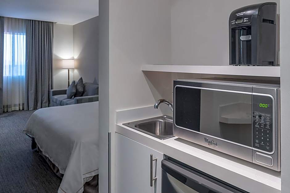 Holiday Inn Express & Suites Silao Aeropuerto Terminal By IHG