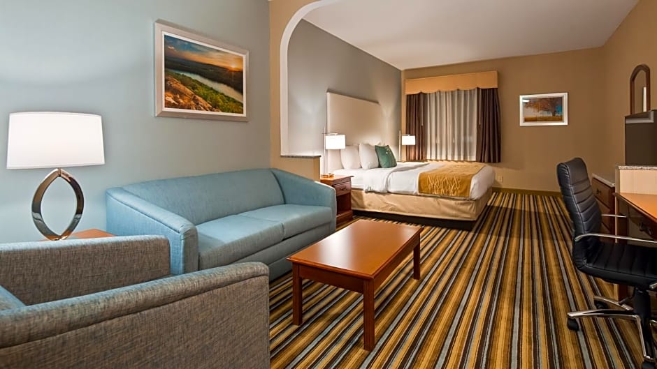 Best Western Plus New England Inn & Suites