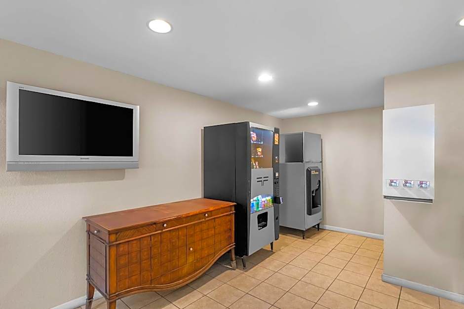 Quality Inn Waterbury East