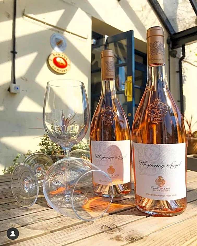 The Red Cow - Guest House