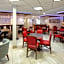Holiday Inn Express & Suites Bradley Airport By IHG