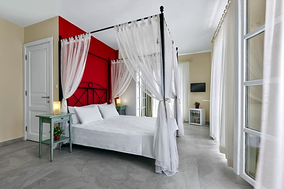 Panda Alacati Hotel