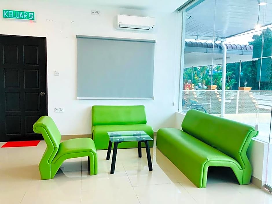 LunaStay (Shared Common Area)