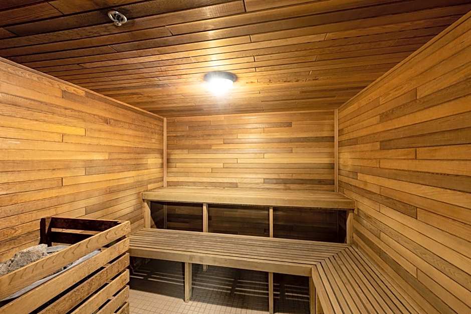 Palliser Lodge — Bellstar Hotels & Resorts