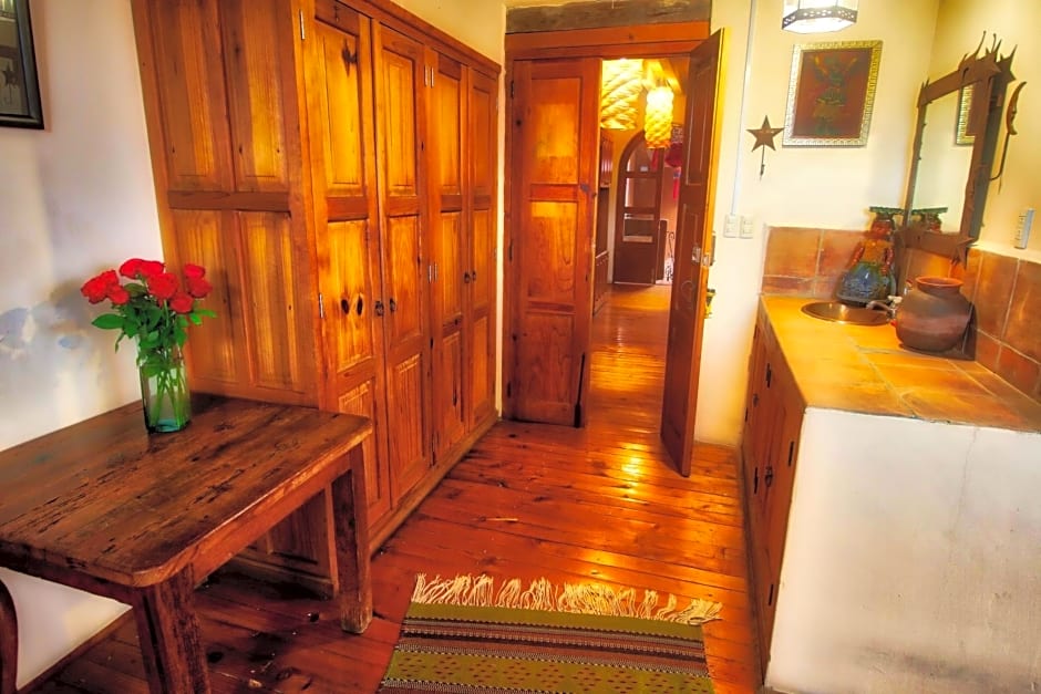 Hotel Casa Encantada