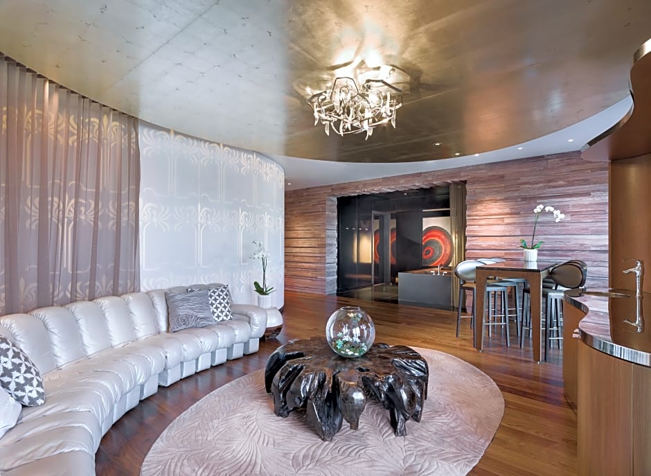 The Cosmopolitan Of Las Vegas Las Vegas Hotels Nv At Getaroom