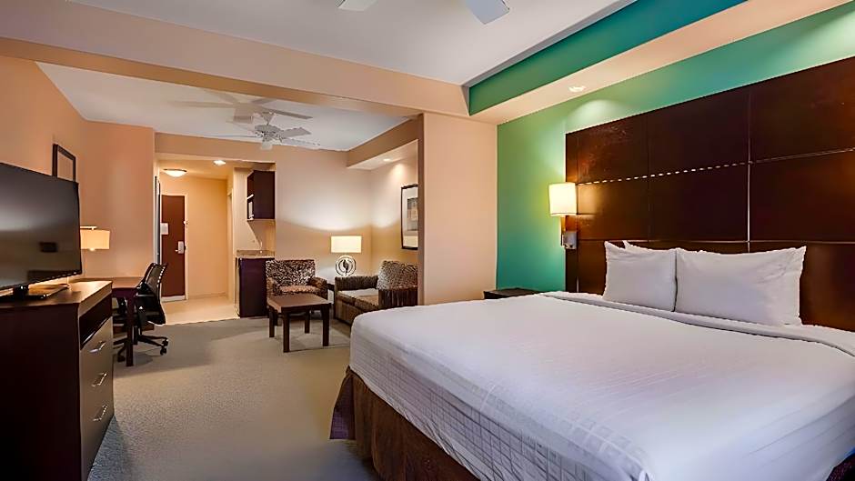 Best Western Plus Midland Suites
