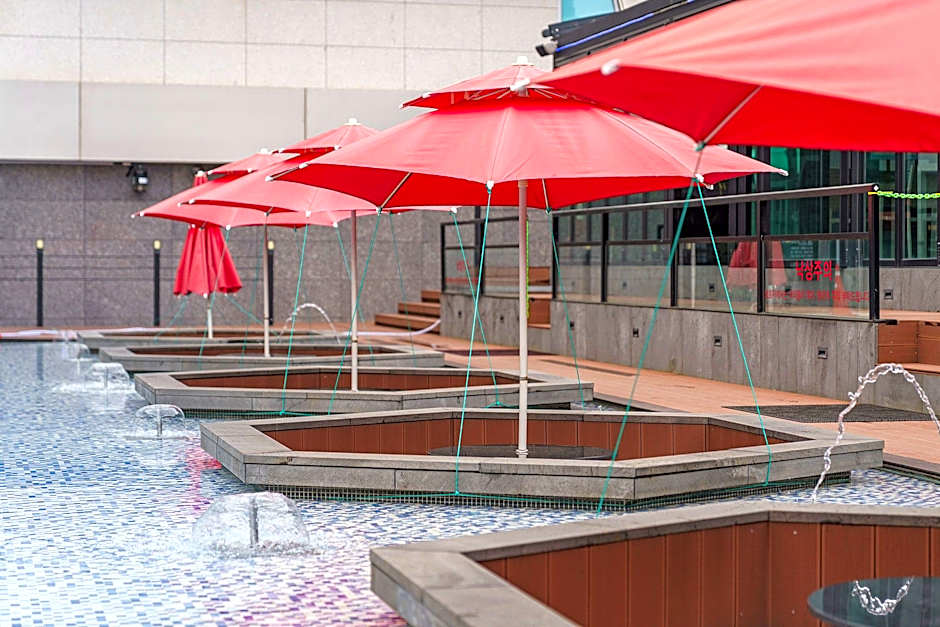 Chungchoho Best Hotel