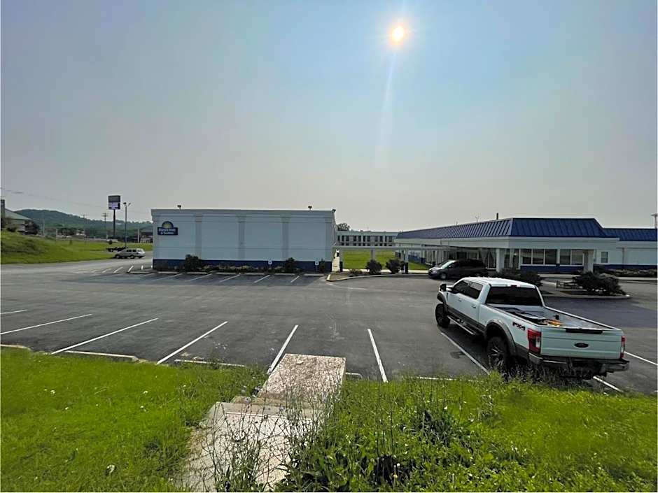 Days Inn & Suites by Wyndham York