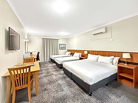 Premium King Room