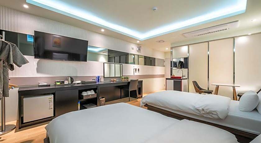 Gimpo Pentastar Hotel