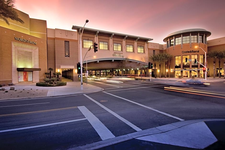 Holiday Inn Express Hotel & Suites Scottsdale - Old Town