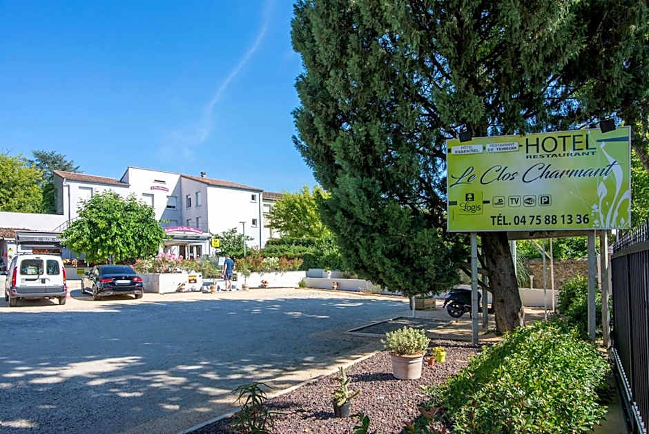 Hôtel Restaurant Le Clos Charmant