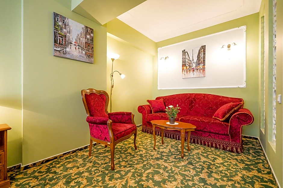 Studio One Accommodation Suites