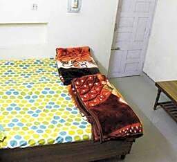 OYO 24525 Hotel Country Lodge