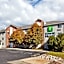 Holiday Inn Express St. Ignace - Lake Front by IHG
