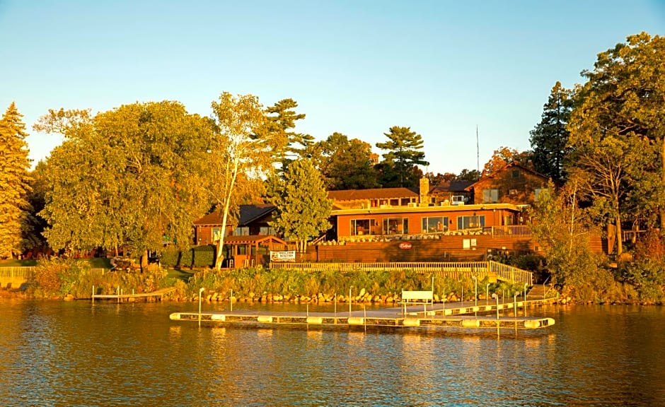 Ruttger's Bay Lake Resort
