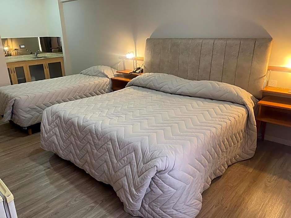 Howard Johnson Hotel Rosario