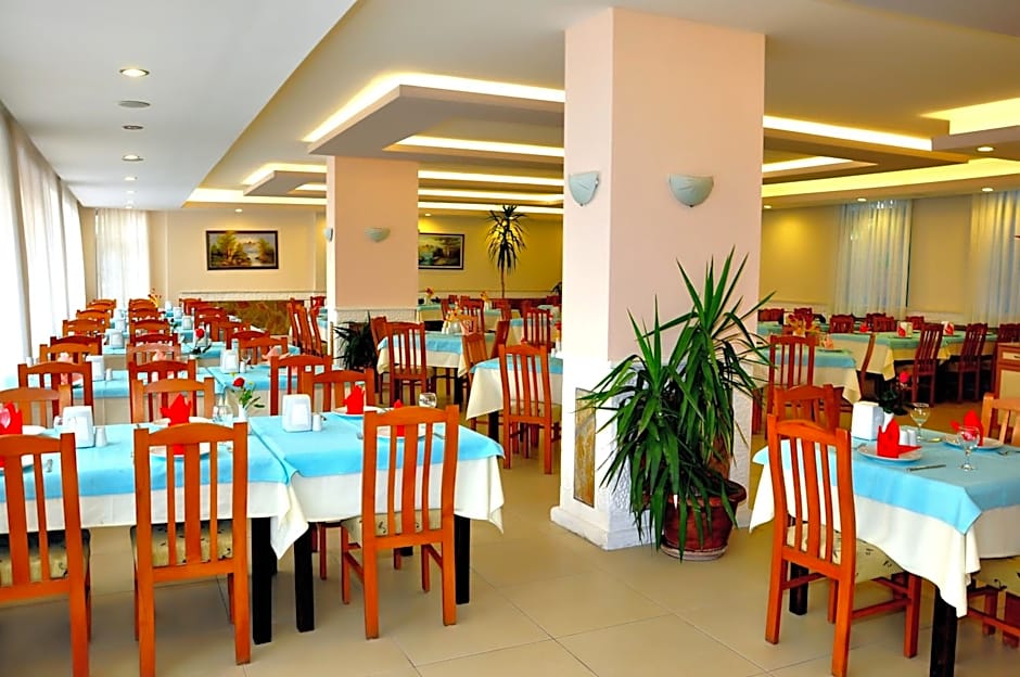 Cinar Family Suite Hotel