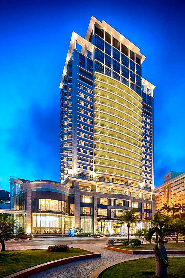 Wyndham Legend Halong